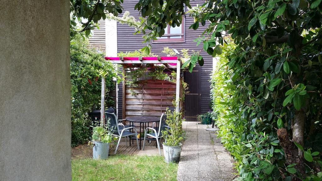 Duplex14H 1Er Etage Jardinet 1 Parking Ou Studio14B Rdc Terrasse Sans Parking La Rochelle  Ngoại thất bức ảnh